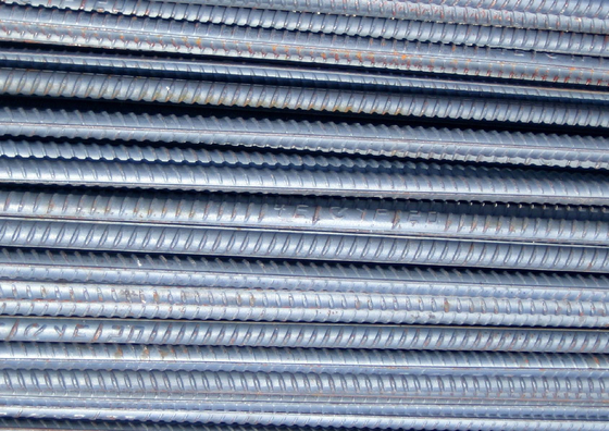 Verformte warm gewalzte Stahlstange HRB335 Stahlstange für Hochbau